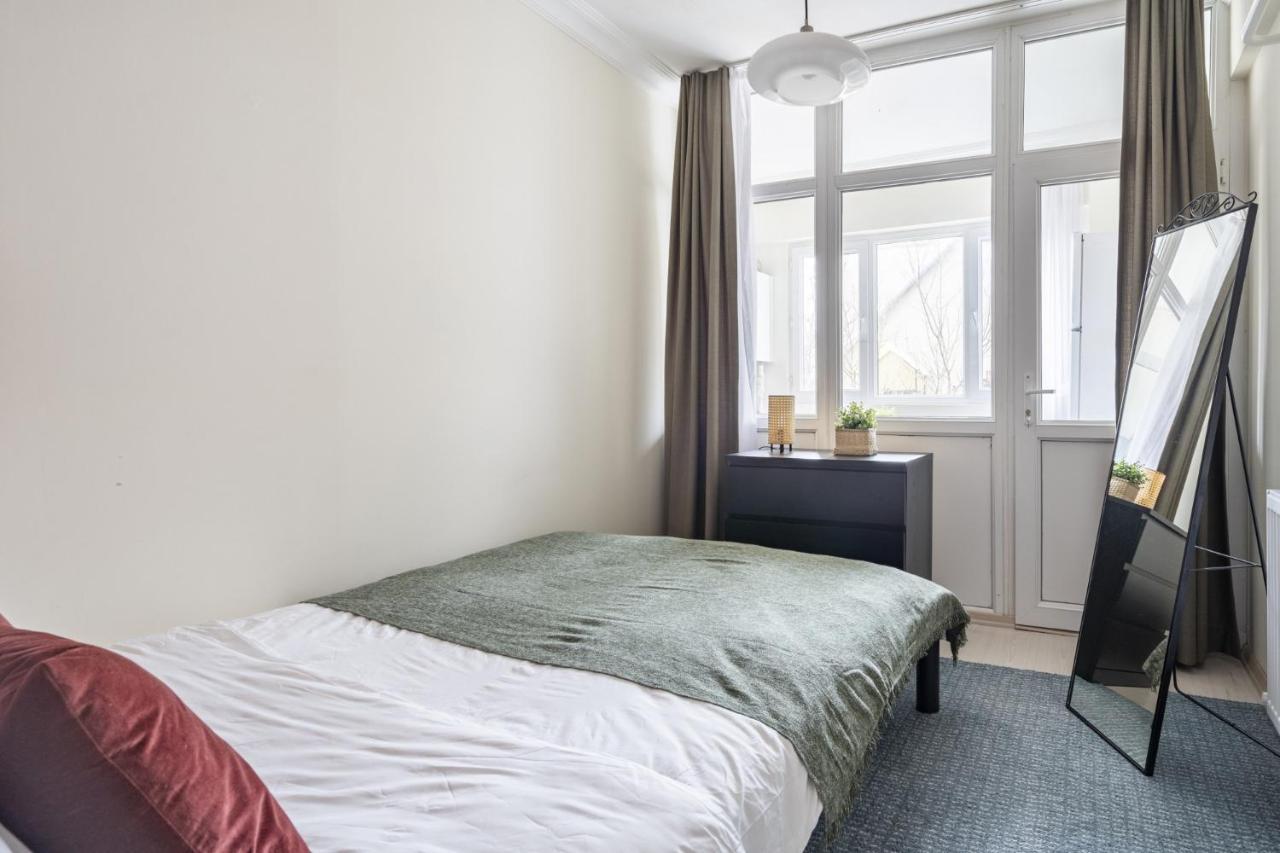 Modern Flat With Balcony On Bagdat Street Apartment อิสตันบูล ภายนอก รูปภาพ